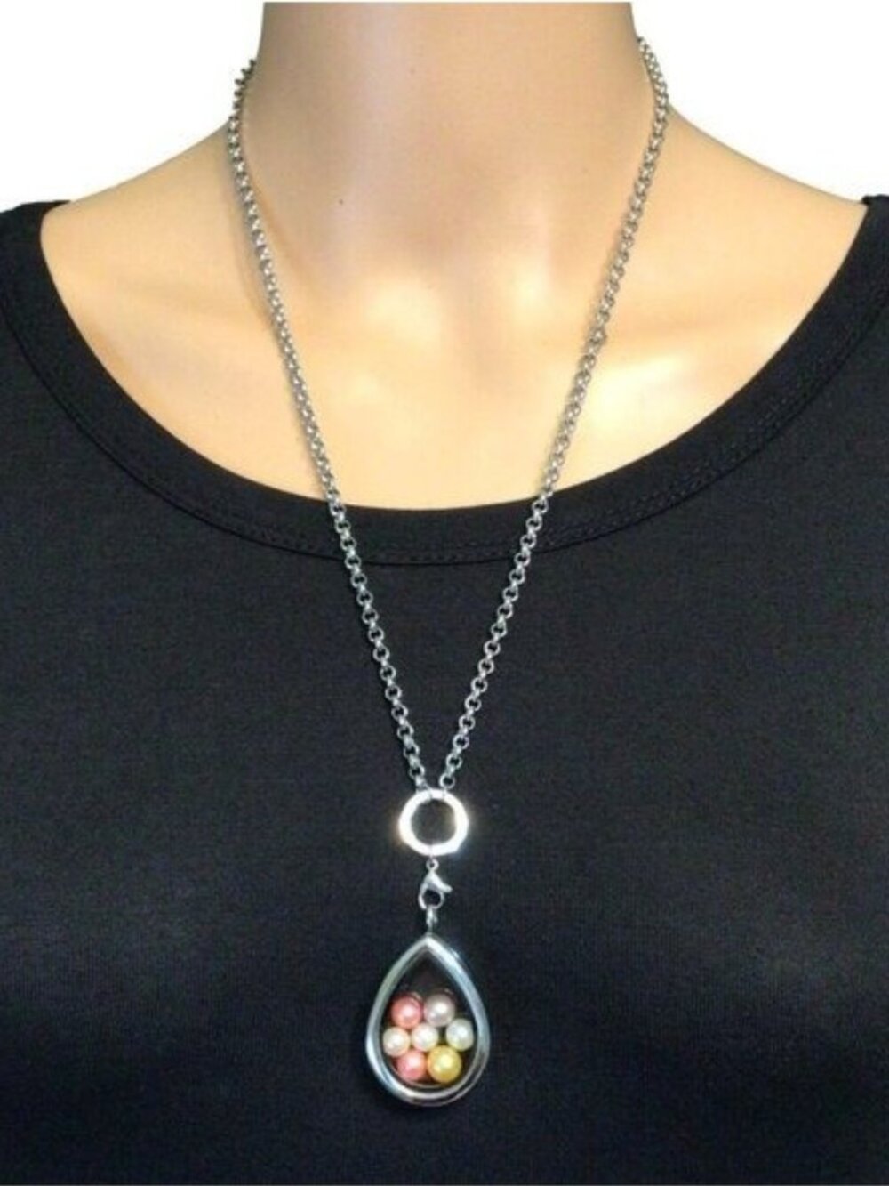Pendant Necklace Silver Tone Faux Pearl Beaded Keepsake Box Removable 22 Inch